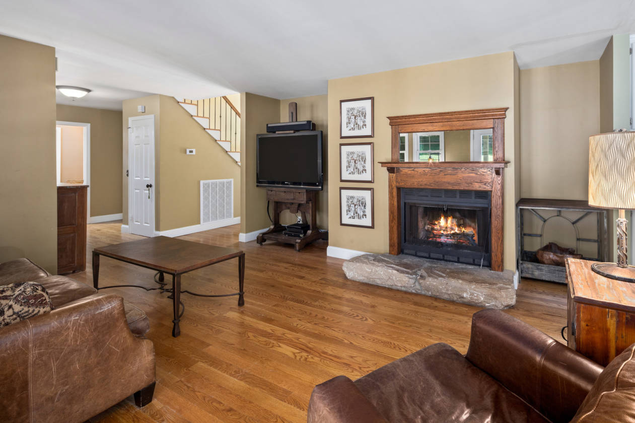 Equestrian dream property 7 paddocks 5 stall barn and guest 2b80d97fbe782f529a20bae223a13c59cd7c7166 big