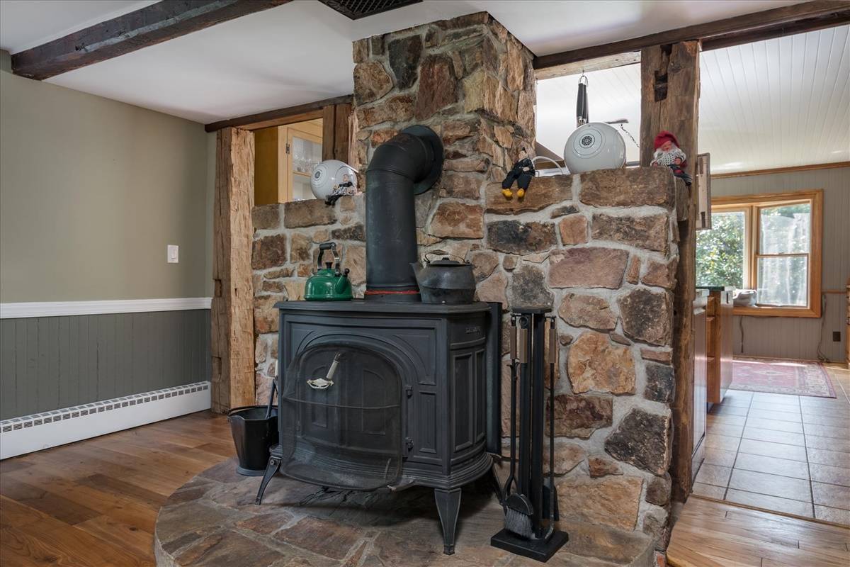 Buck Stove Fireplace Lovely 3 011 Acre Horse Property In Huntington Ny