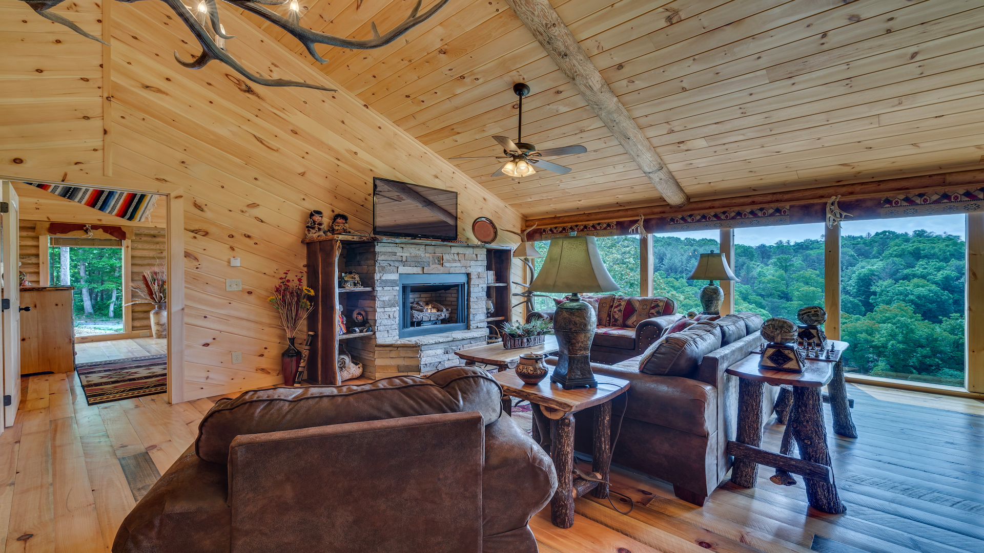 Cabin with Hot Tub and Fireplace Elegant Simply Amazing Rental Cabin Blue Ridge Ga