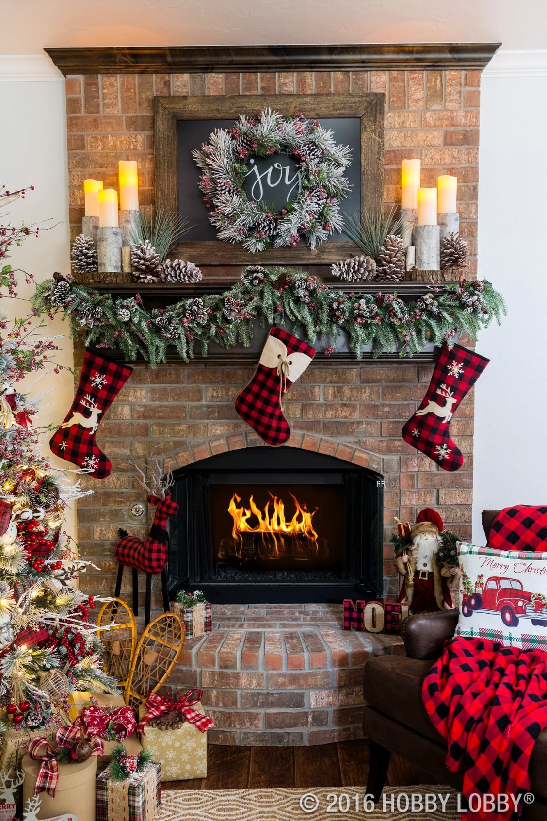 Christmas Garlands for Fireplaces New Cozy Cabin Charm Meets Traditional Holiday by Coupling Warm