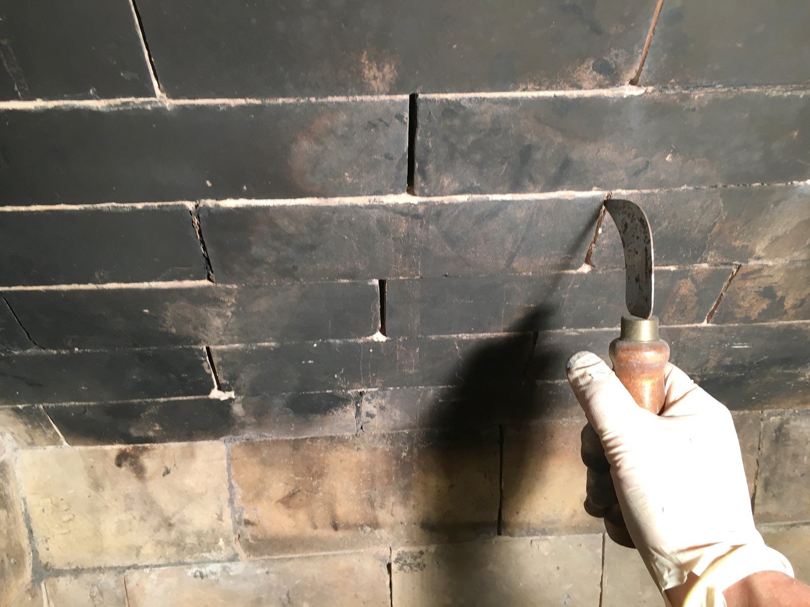 Cleaning soot Off Brick Fireplace Elegant How to Fix Mortar Gaps In A Fireplace Fire Box