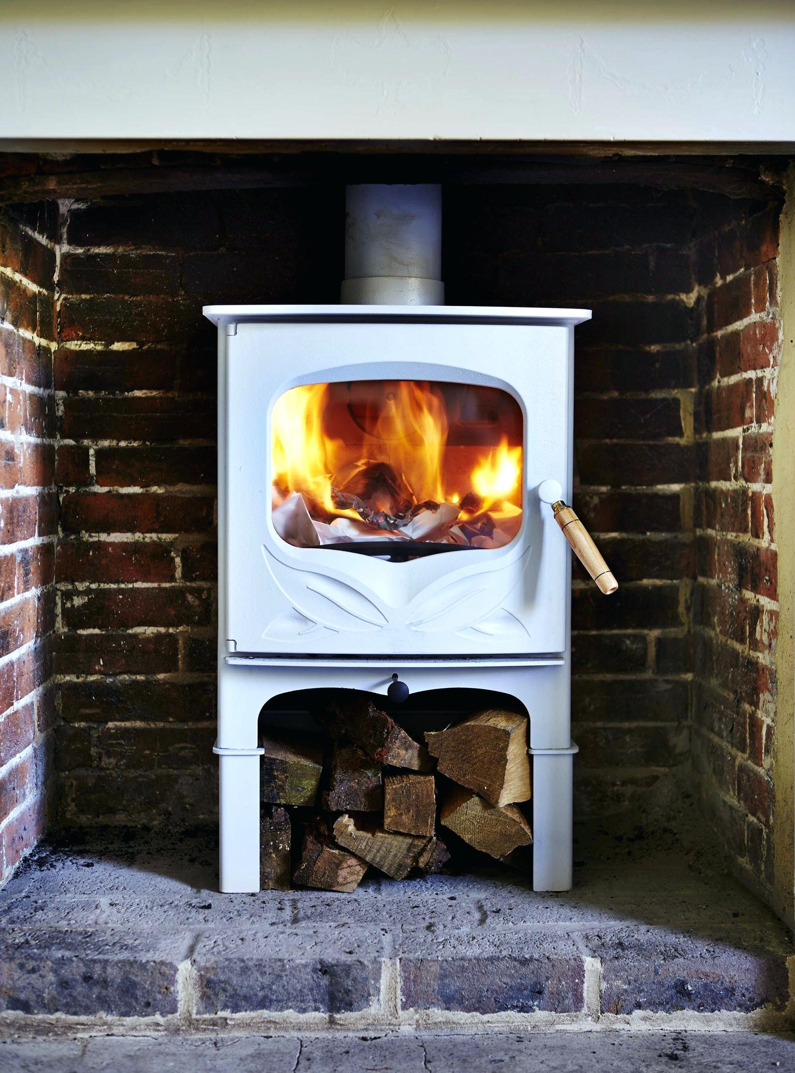 country fort wood burning stove the named after a famous island town close to headquarters on the isle of wight is a wood burning stove designed and made