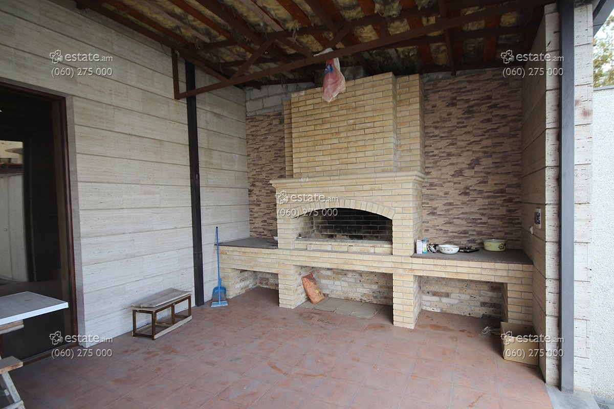 Croft Fireplace Elegant House for Sale In nor nork Yerevan