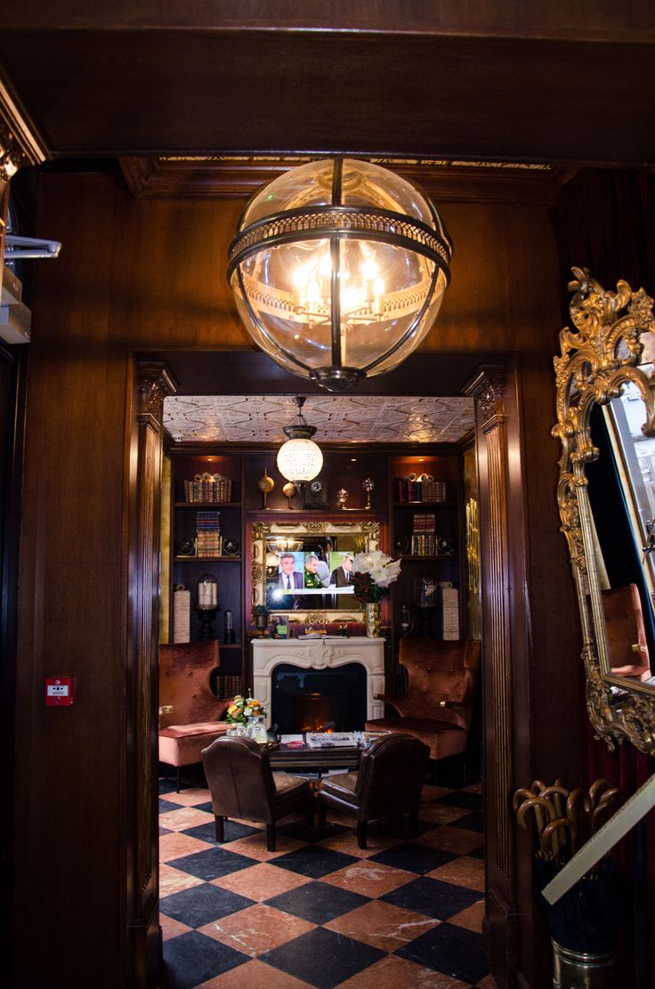 Davinci Fireplace Lovely Under the Renaissance Charm at Hotel Da Vinci Paris