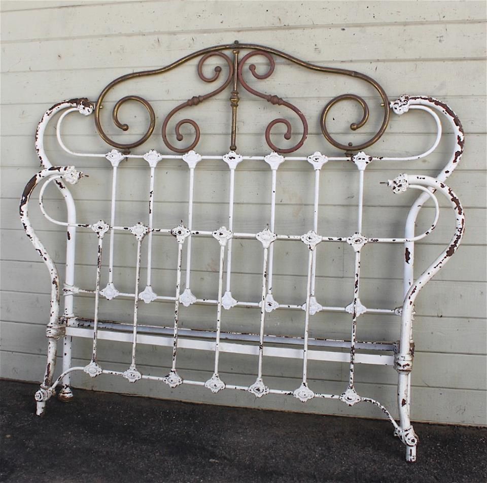 Extreme outer French Curve make this antique double full 0d16c6c e1a6d5ff663a