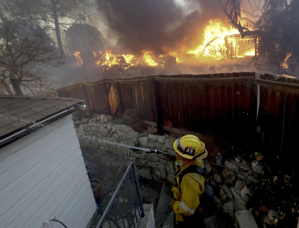 s Destructive California wildfires surpass 100 square 5a f9a5c3age