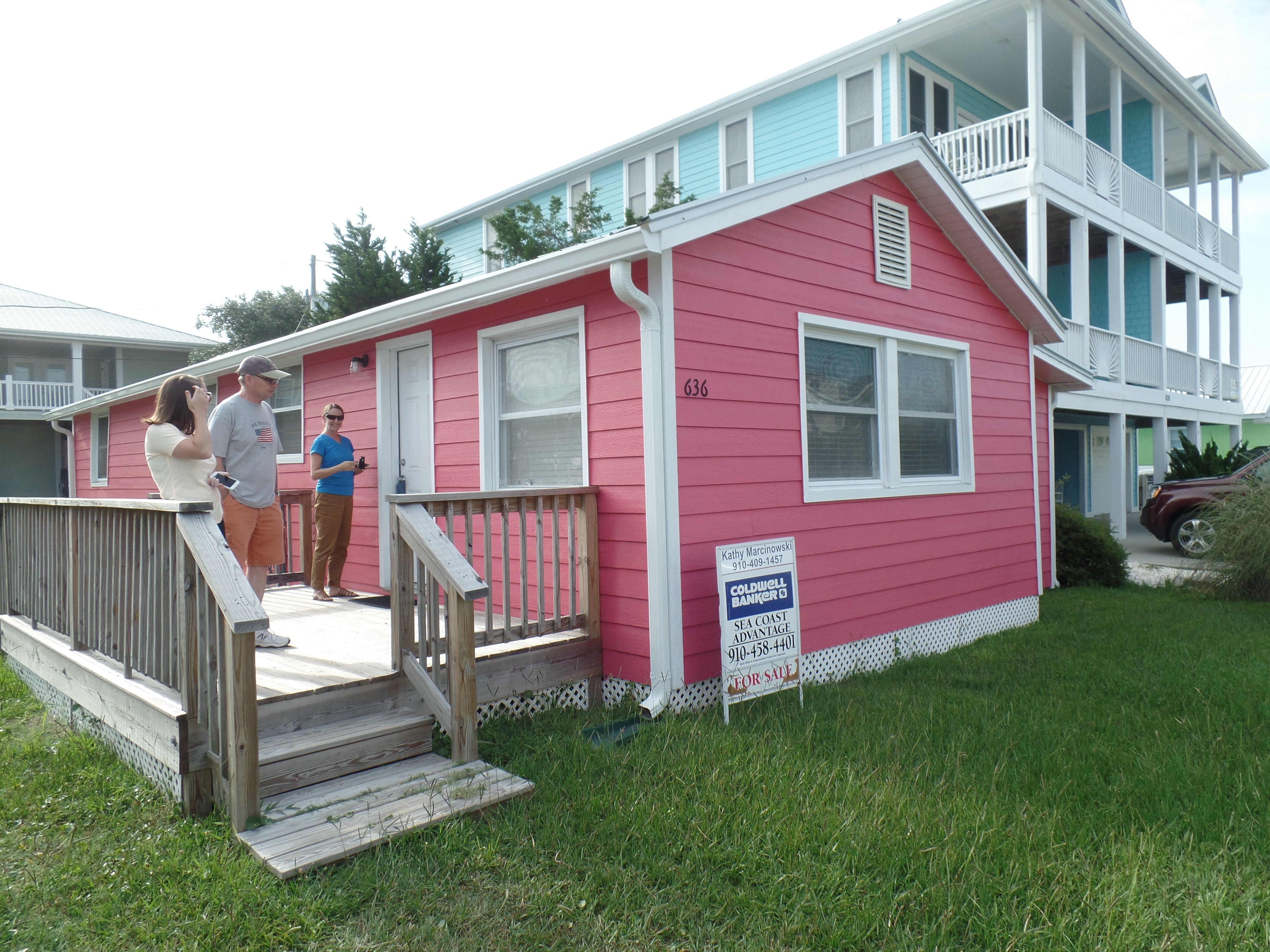 This cottage has a name It is called Tickled Pink 0c0d fd2bce b40d