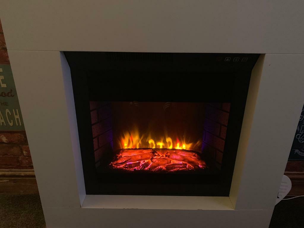 Focal point electric fire in Coxhoe County Durham $ 86 JPG