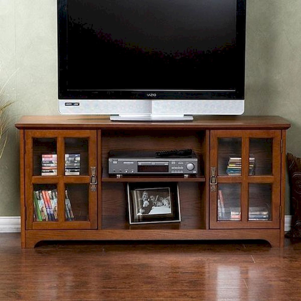 33 Best Farmhouse Living Room TV Stand Design Ideas b5e00dc888bb86e441ceed86a0bd50ed