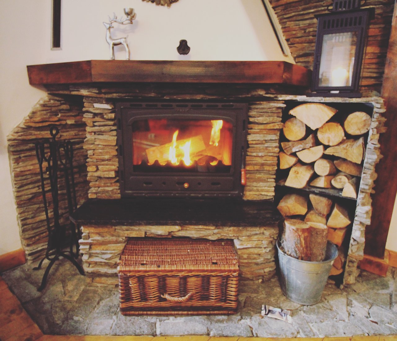 Fire and Ice Fireplace Unique total Chalets Chalet Jora Updated 2019 Prices & B&b