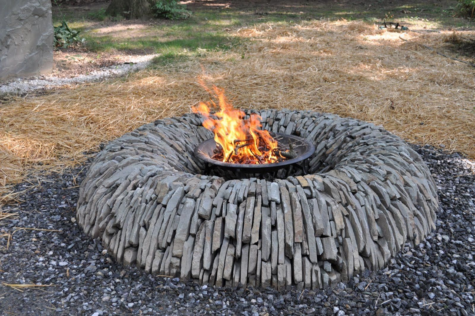 Fireplace ashes In Garden Inspirational Spark Creativity 20 Unique Fire Pits for All Decor Types