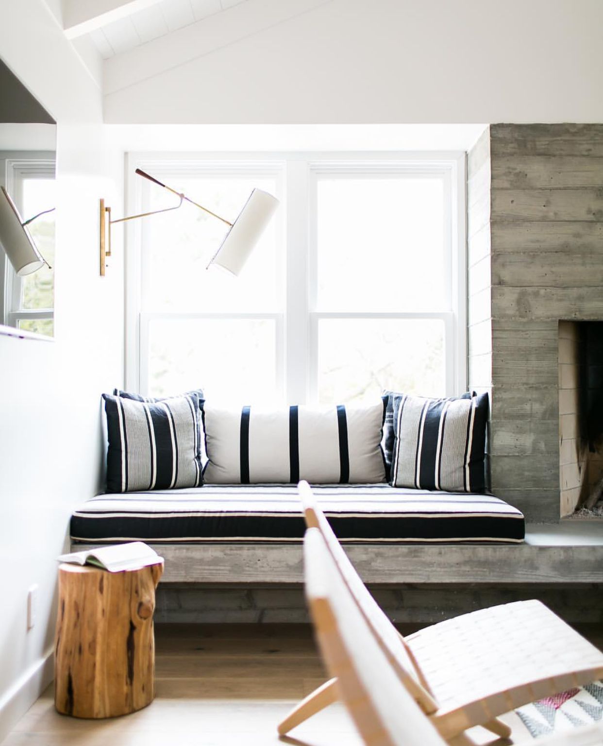 Pin by Julia Lyman on LIVING ROOM 9c740dc277a506f7c574dc83e0bae9e8
