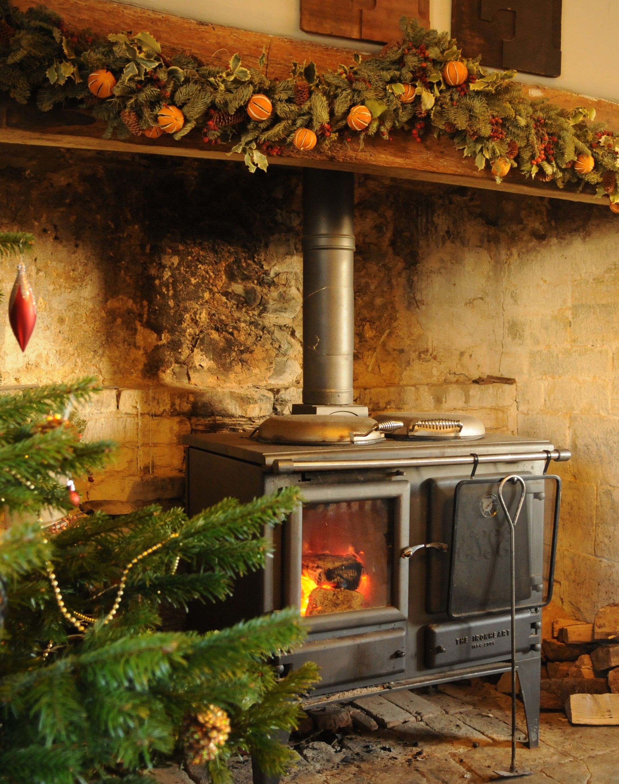 Fireplace Cooking Unique the Ironheart Multifuel Cooker Warms the Room too