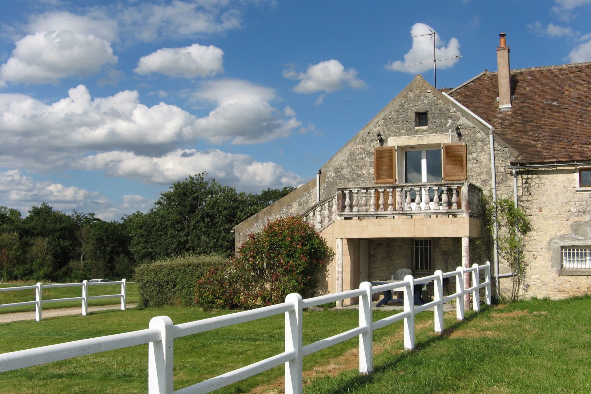 Fireplace Fence Awesome View Holiday Home Gites Du Haras De La Fontaine 7 In Seine