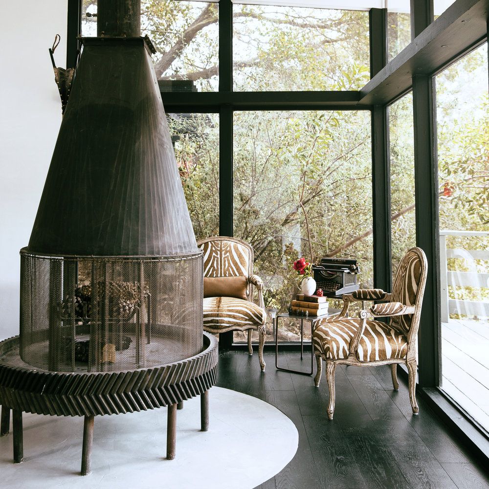 Tour a Stunning Industrial Style Cabin dccf0d a dab6498e