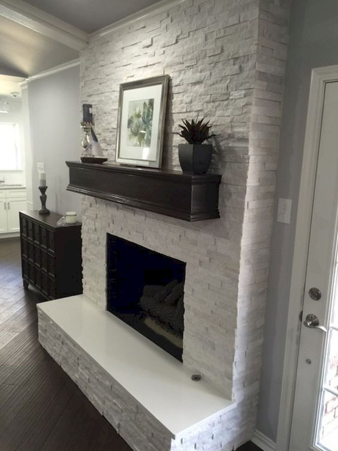 40 elegant fireplace makeover for farmhouse home decor 0df ea8bb9a974ea1b f3
