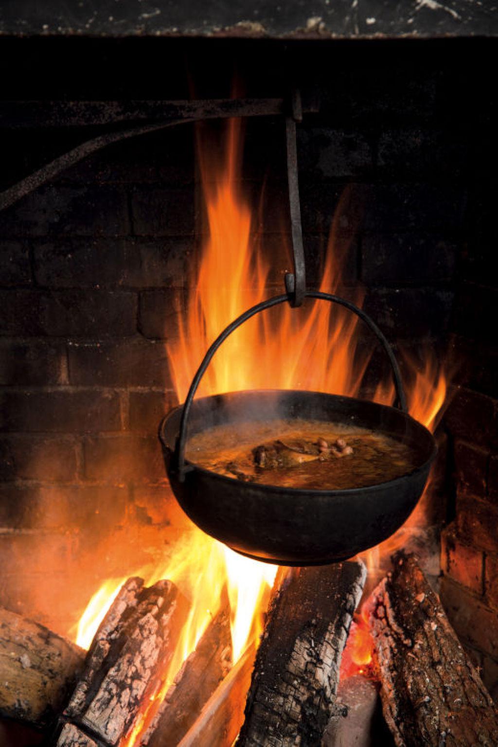 Fireplace Pan Best Of Cooking with Fire Goes Way Beyond the Grill