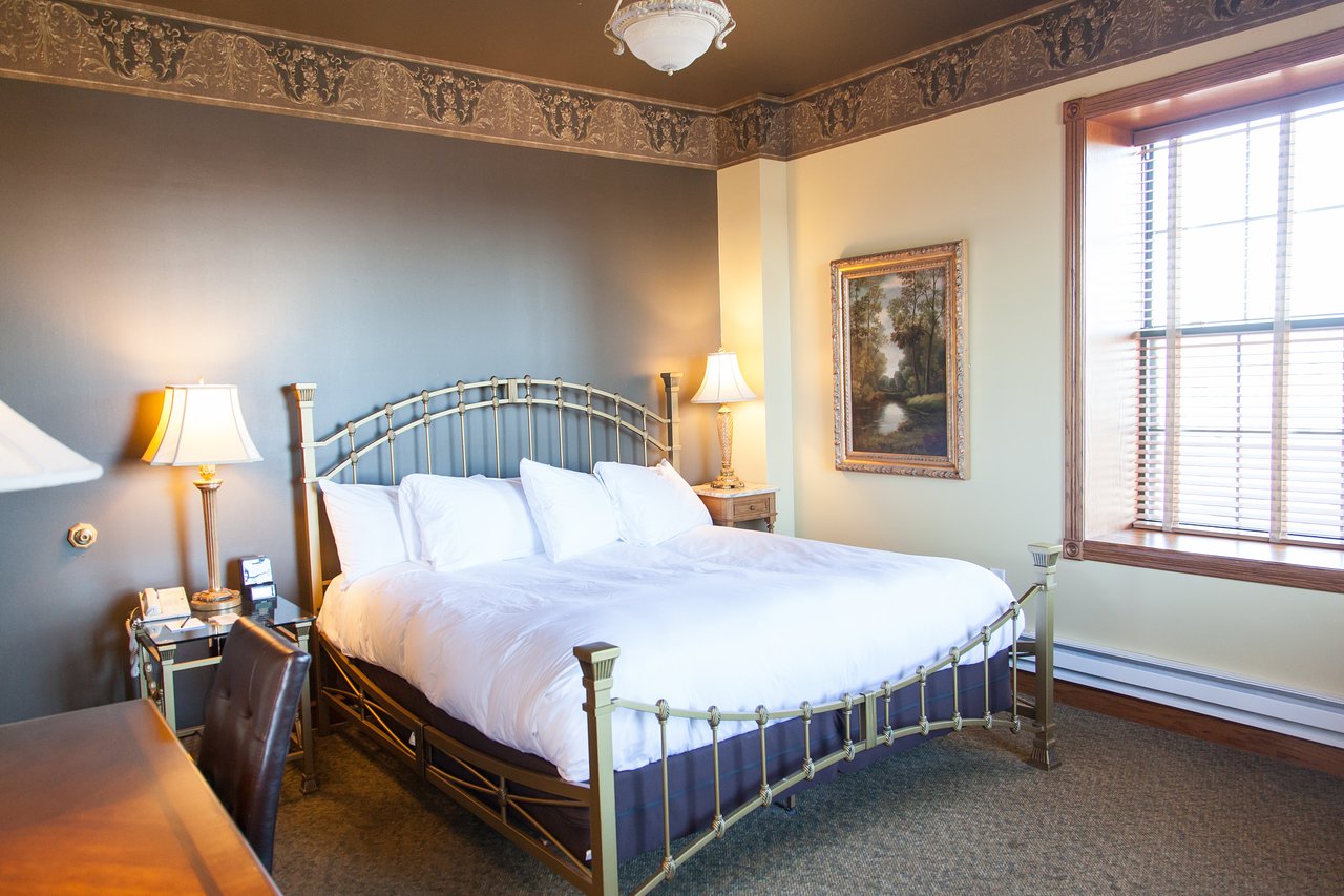 Fireplace Store Canton Mi New the 10 Best Michigan themed Hotels Nov 2019 with Prices