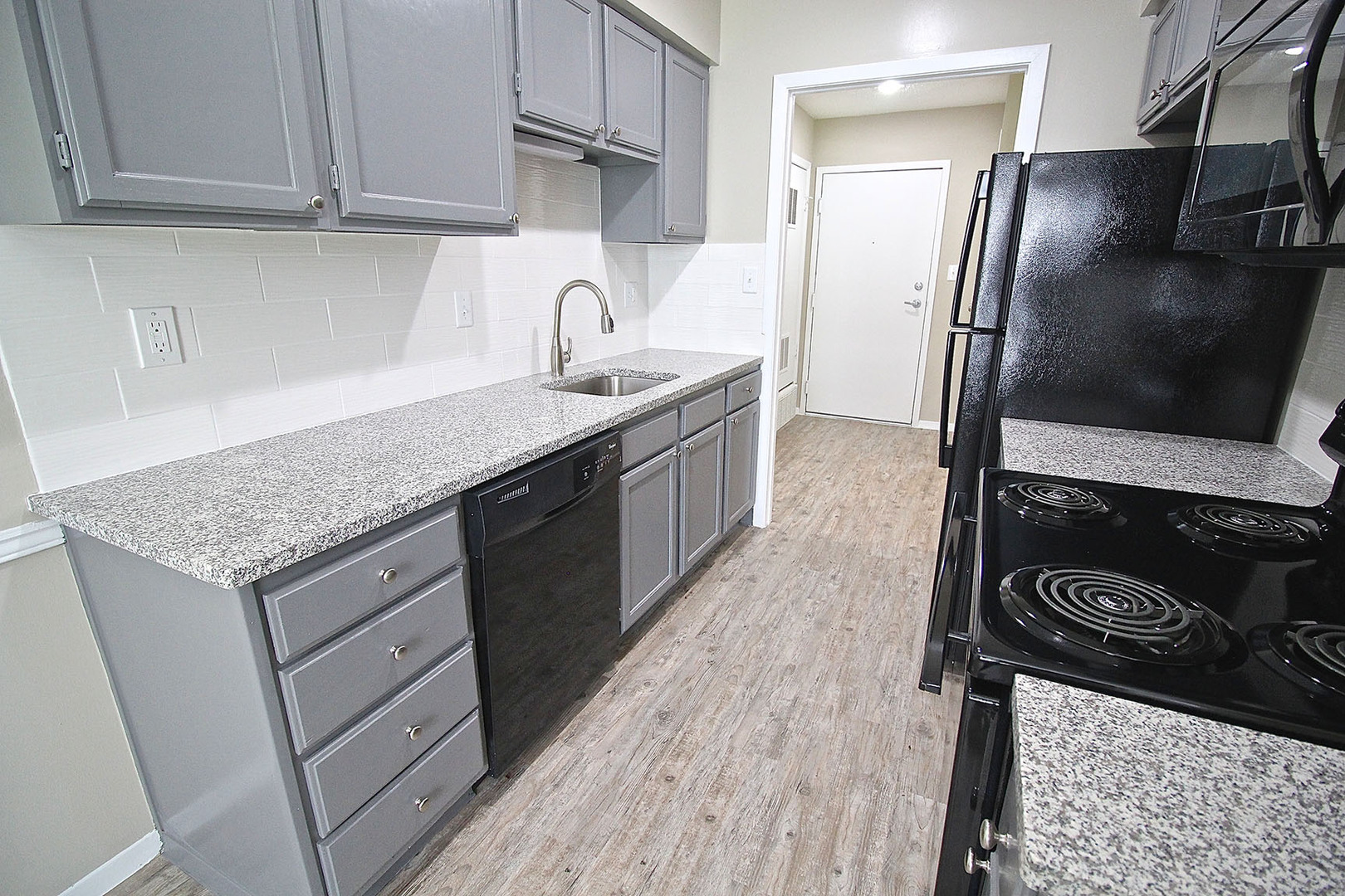 Newly renovated 1 2 & 3 Bedrooms