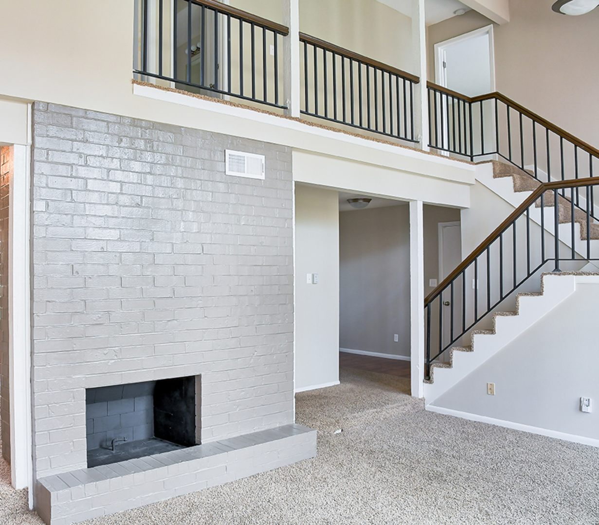 Fireplace Store Overland Park Best Of Newly Renovated 1 2 &amp; 3 Bedrooms