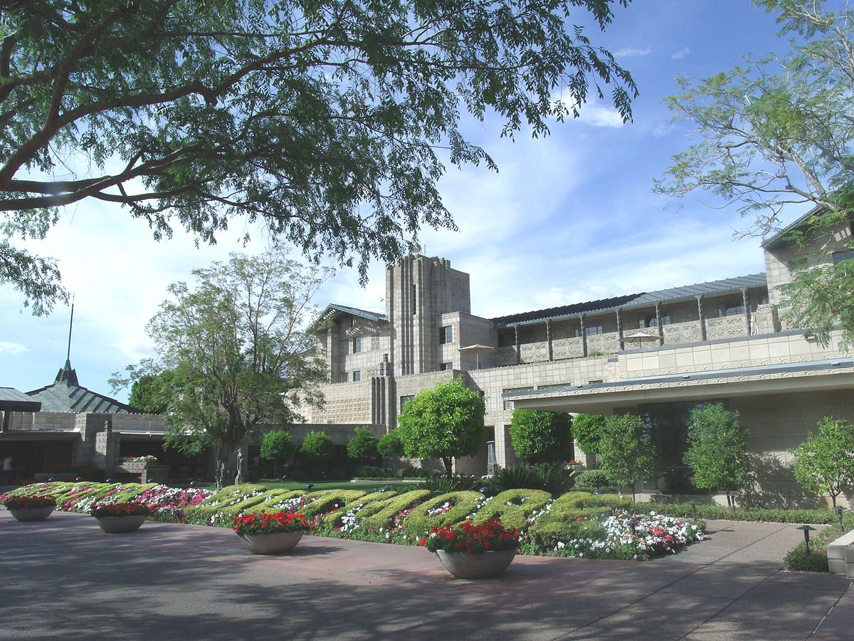 1200px Phoenix Arizona Biltmore Hotel 1929 JPG