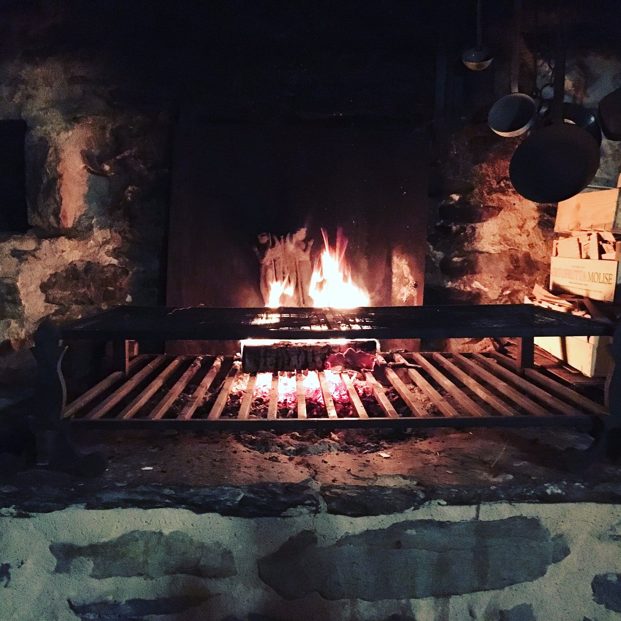 Fireplace topper Unique Auberge Des Calades Htel Bewertungen Fotos