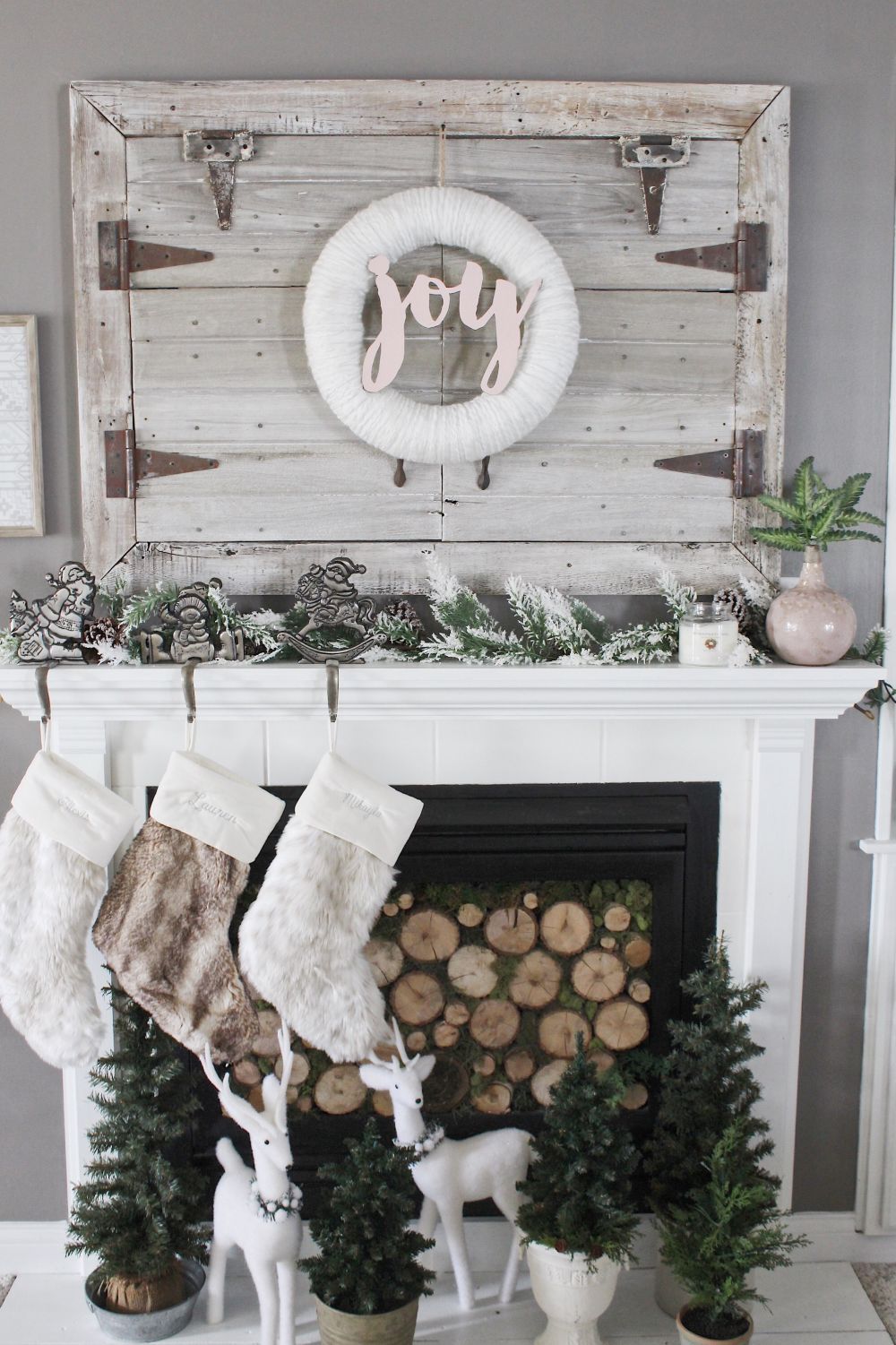 Fireplace with Stockings Best Of Farmhouse Christmas Decor Ideas Focused Around Simplicity