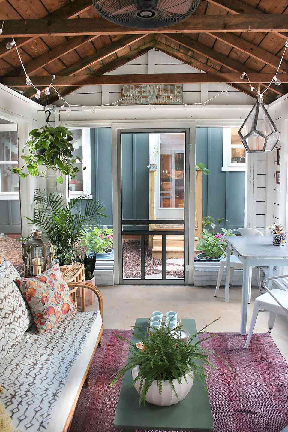 Four Season Rooms with Fireplaces Inspirational 16 Sunroom Decor Ideas to Brighten Your Space