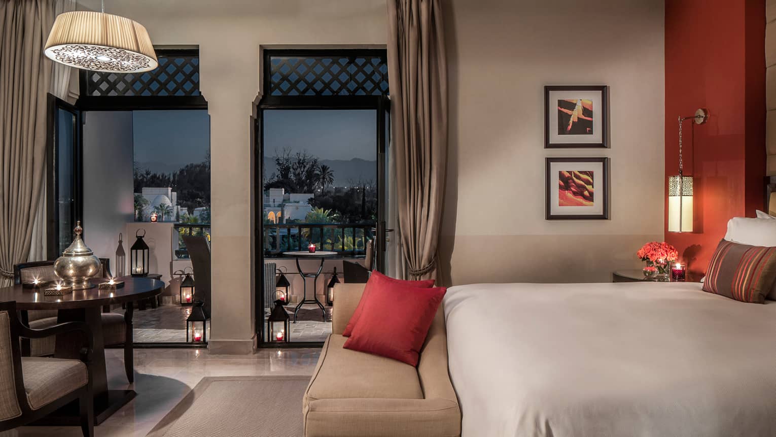 Four Season Rooms with Fireplaces New Hotel In Marrakech Rooms & Suites