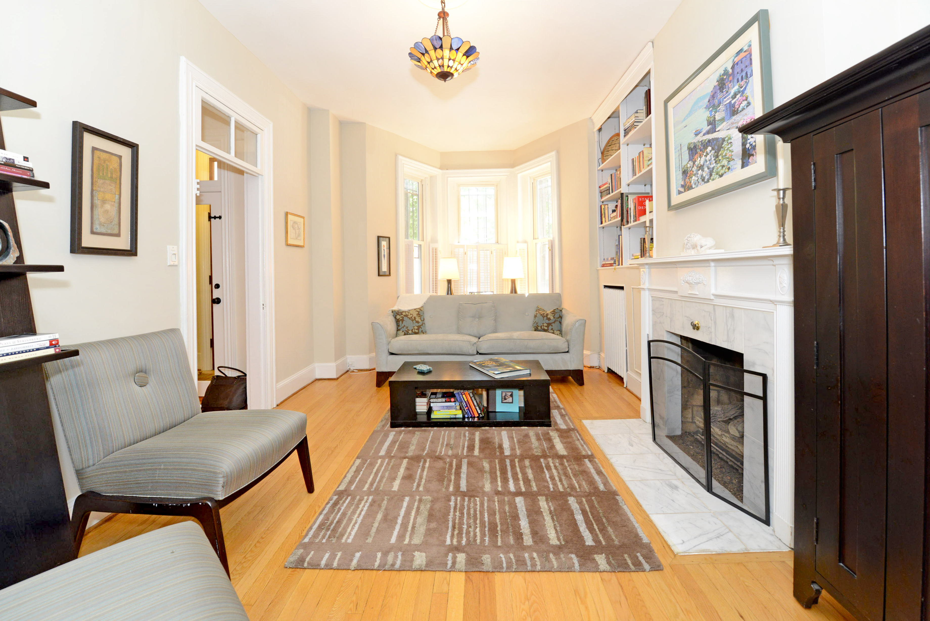 Decorating Outstanding Living Room Layouts Simple And interesting fancy living room layouts and laminate floor plus white ceiling decor l shaped living room dining room furniture layout informal living room decorating ideas furniture groupings living roo