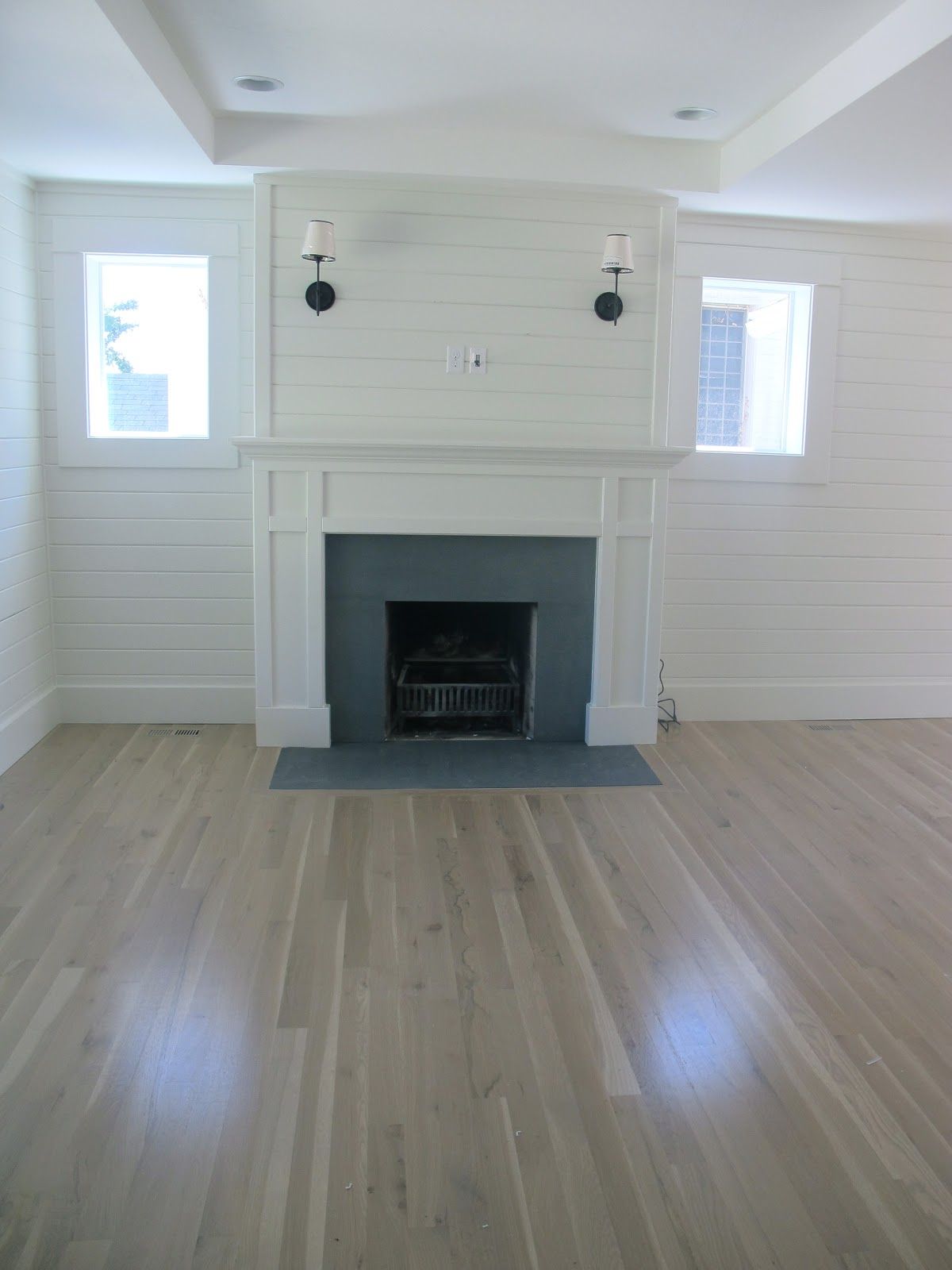 Gas Fireplace Paint Awesome Fireplace Mantle and Plank Wall