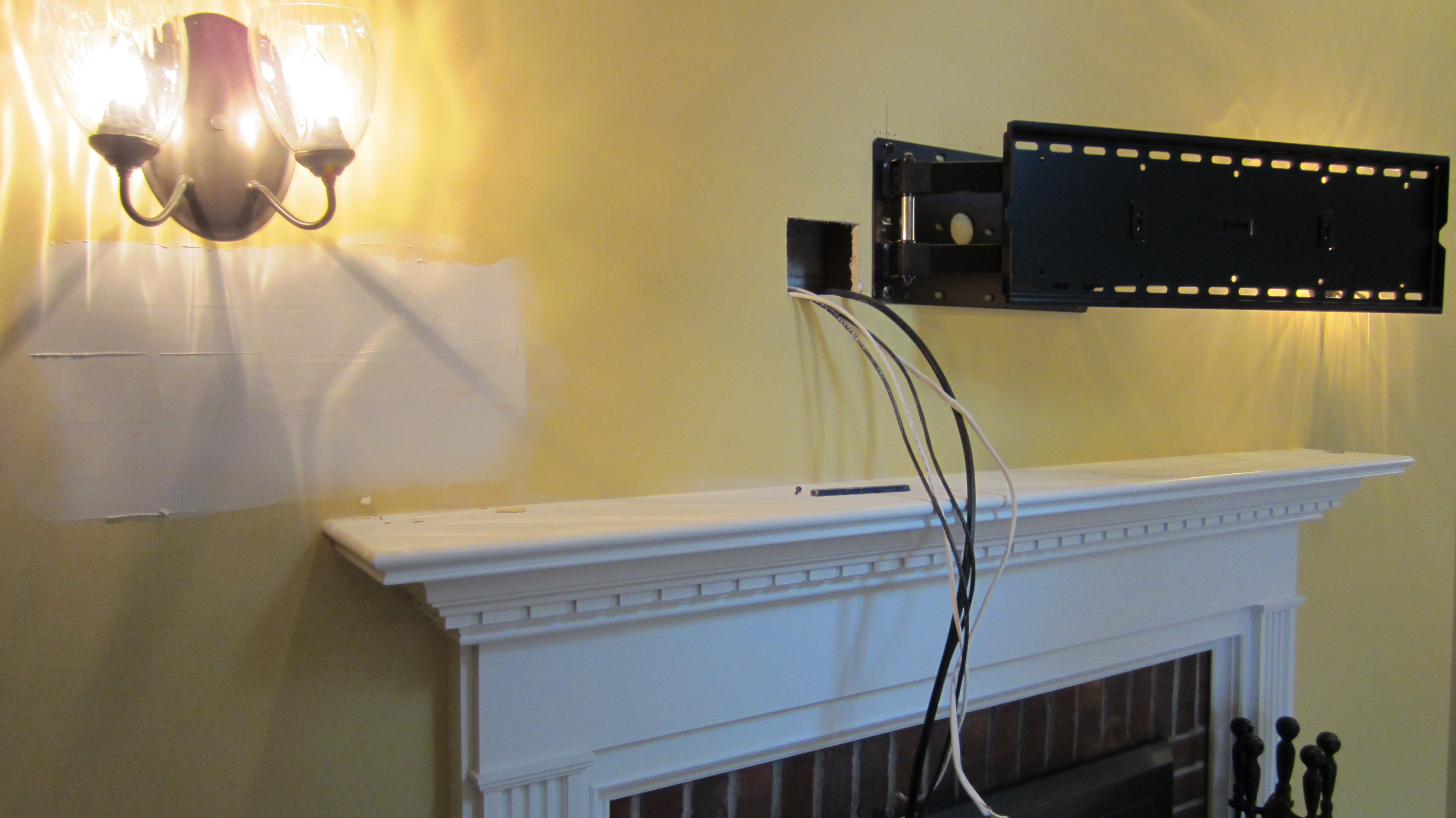 Hide Tv Wires Over Fireplace Awesome Hiding Wires for Wall Mounted Tv Over Fireplace &xs85