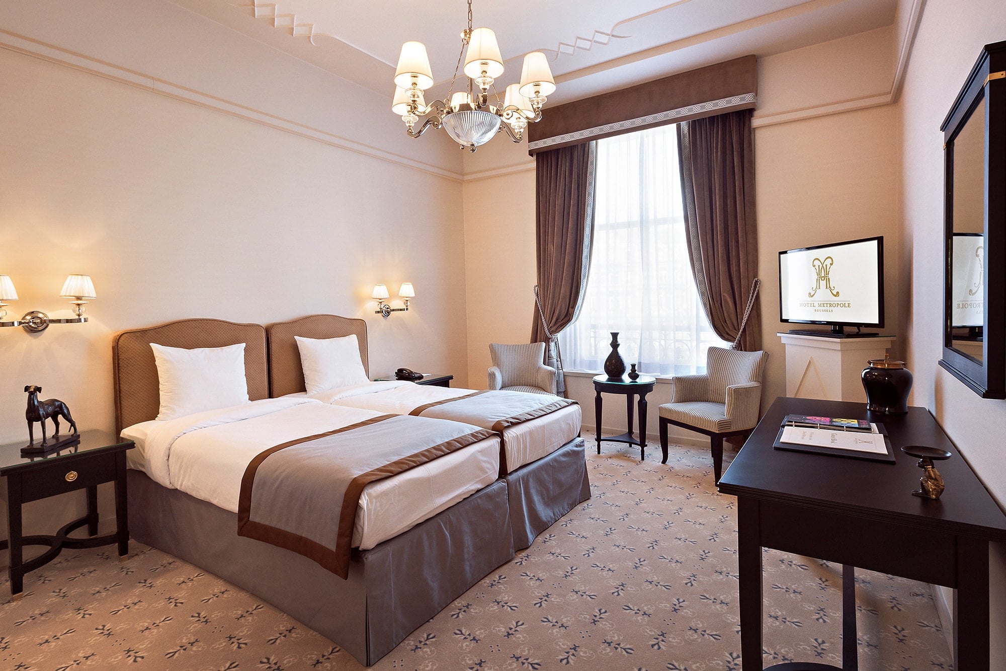 Hotels with Fireplace and Jacuzzi Beautiful Luxury Hotel Brussels City Centre