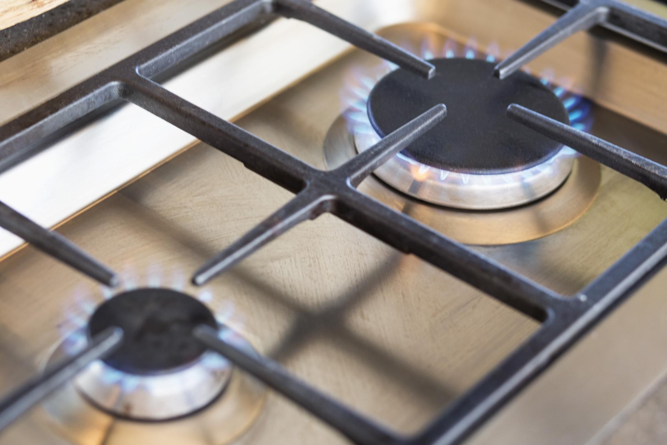 How to Clean the Burners on a Gas Stove 56a4e84f5f9b58b7d0d9d6a6