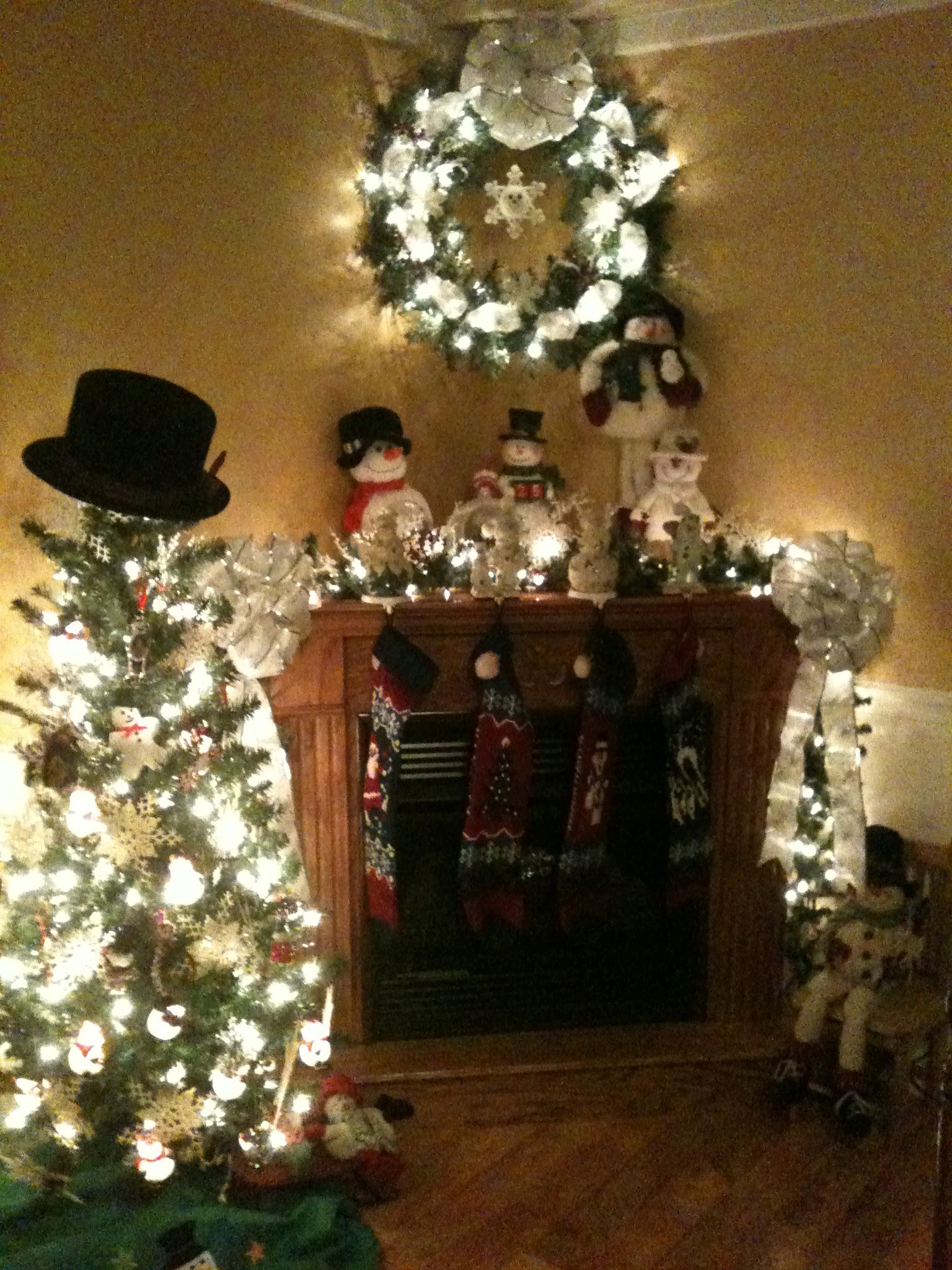 My Corner fireplace decorated for Christmas 0dce58aea9b3a fb0dd3608f8a2