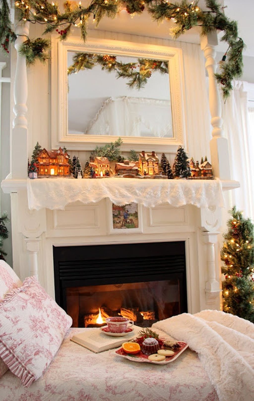 How to Decorate A Fireplace for Christmas Unique 40 Cozy Chistmas House Decoration Christmas