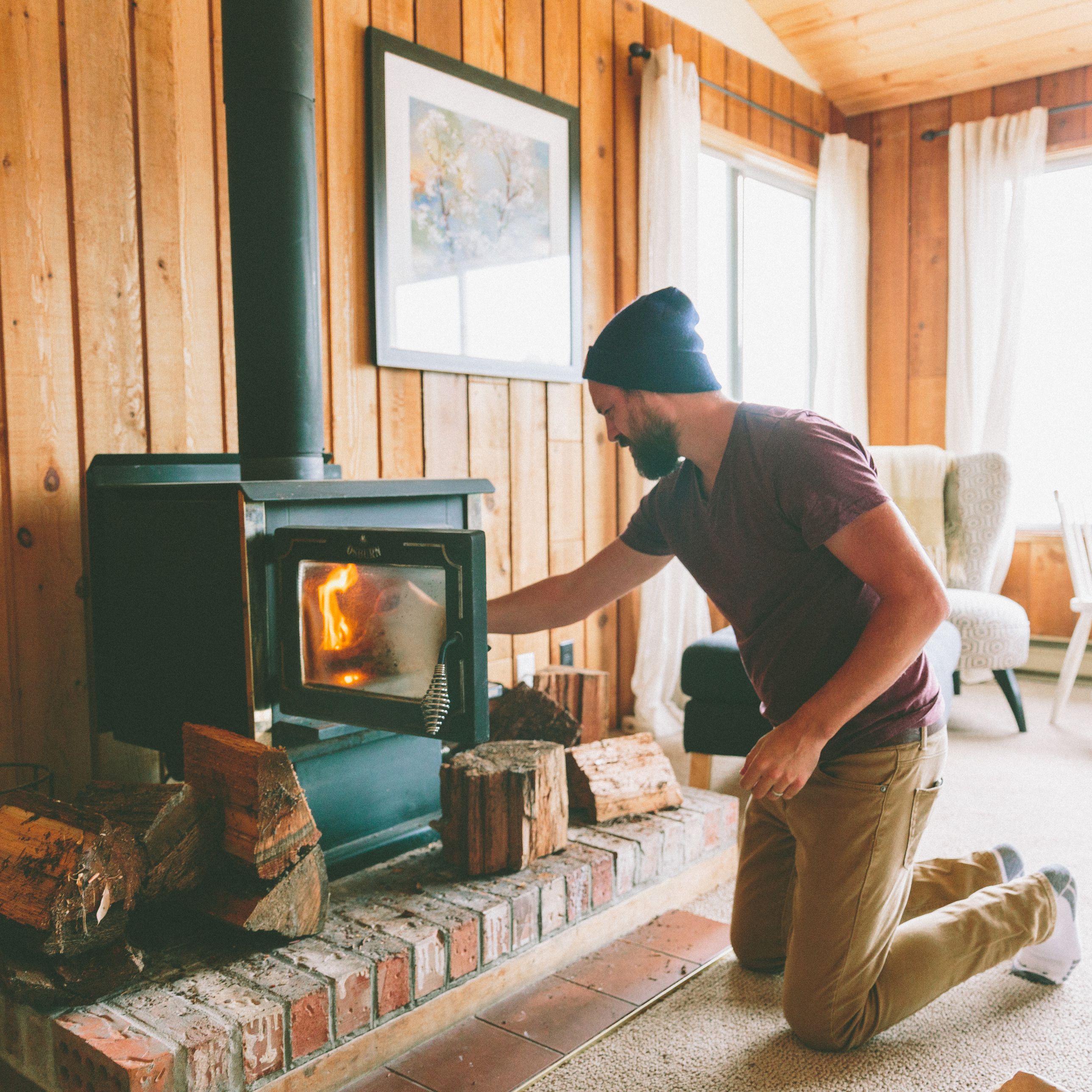 Install Wood Stove In Fireplace Lovely Pros and Cons Of Wood Burning Home Heating Systems