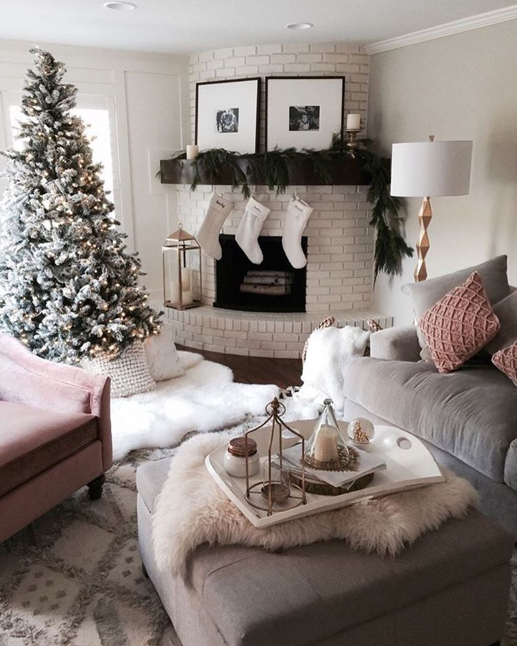 44 Stunning Corner Fireplace Ideas For Your Living Room d26b0d8e59a d417c2e