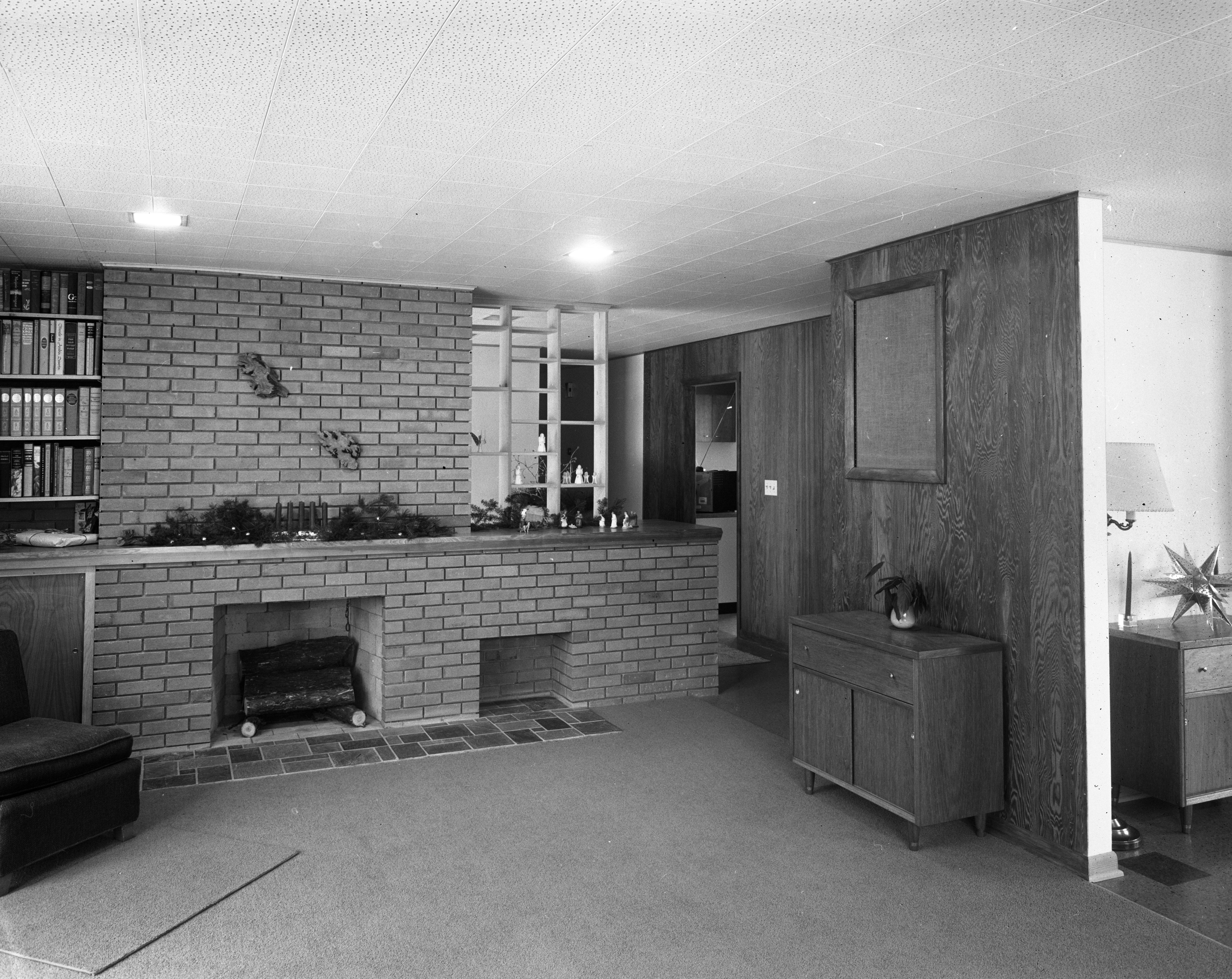 Mid Century Modern Fireplace Mantel Elegant Living Room In Robert & Jean Harris Mid Century Modern Home