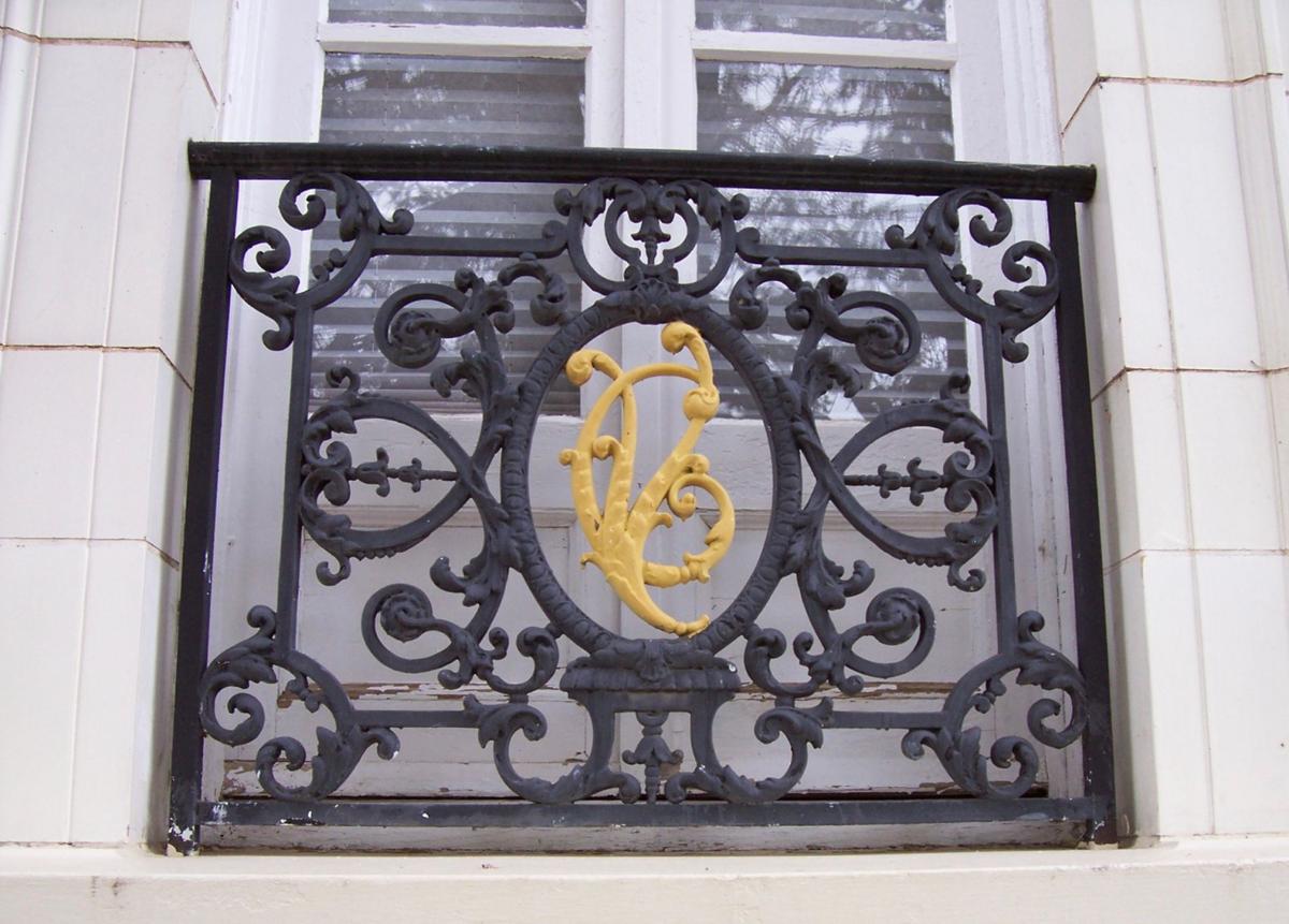 The Colorado Springs School s roots are in former chateau 5d8e c3age