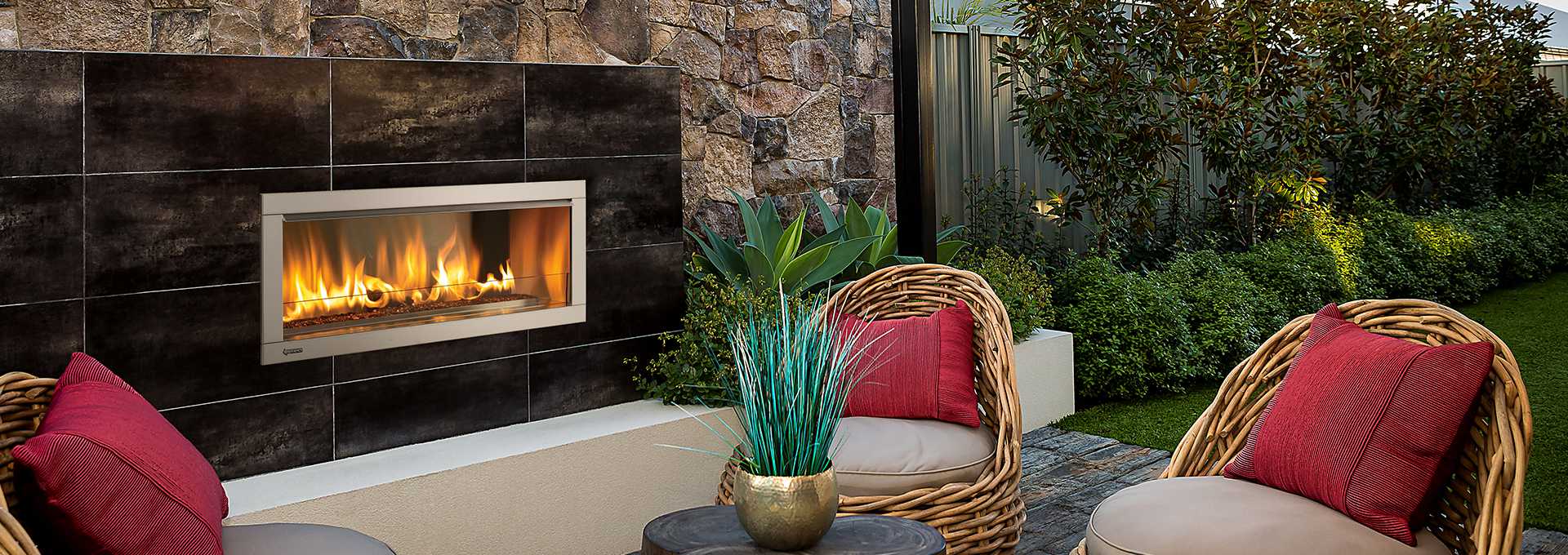 Horizon HZO42 Outdoor Gas Fireplace