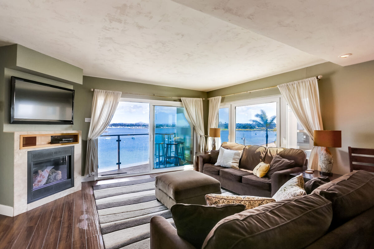 Rent A Center Fireplace Awesome Reserve the Cohasset2 2820bay Vacation Condo In San Diego