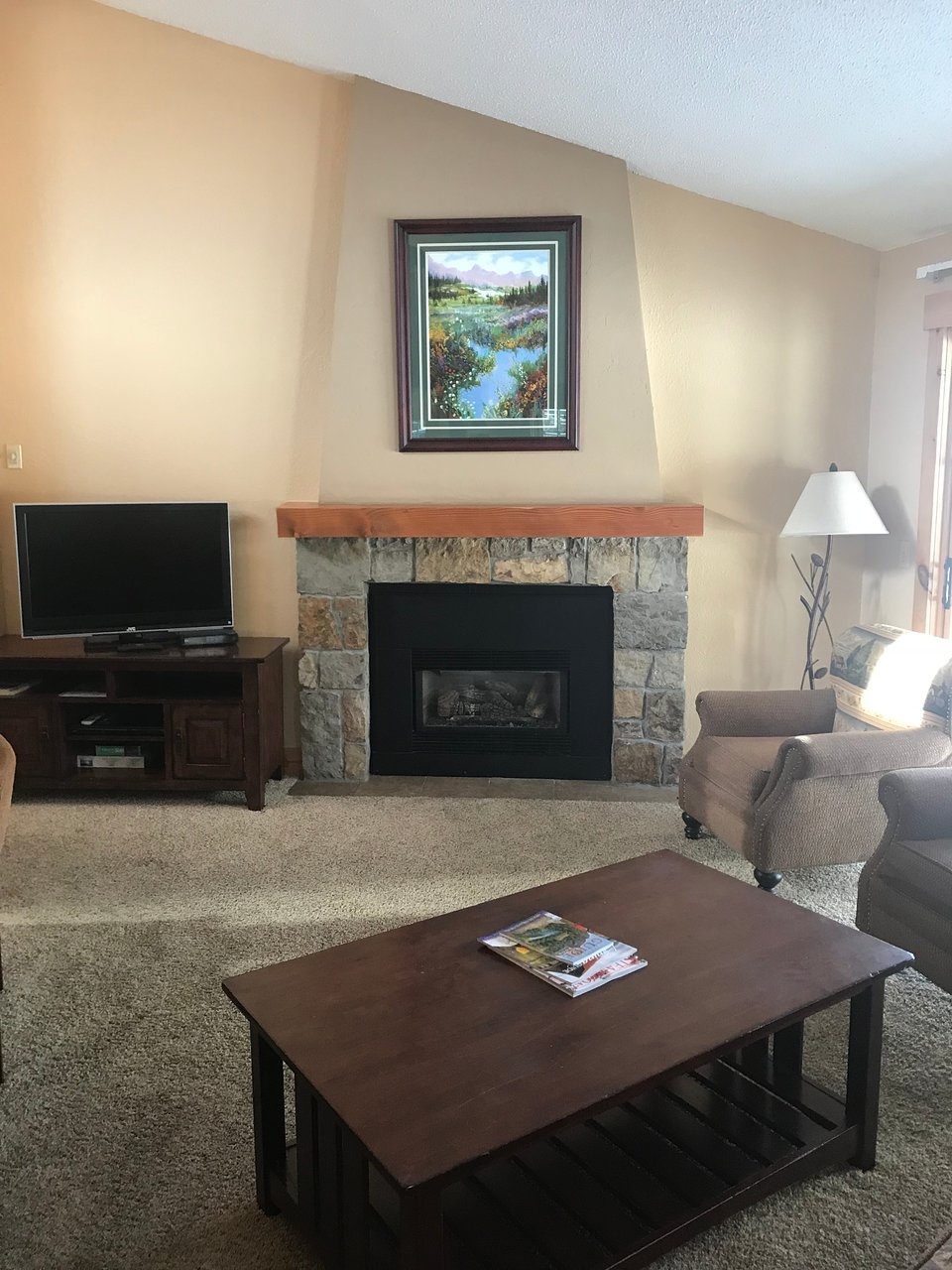 NORTH STAR BY EVRENTALS Updated 2019 Condominium Reviews the gas fireplace tv