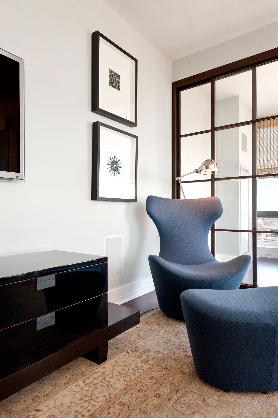 Stamford penthouse B and B Italia fabric chair and ottoman 27b9e7bdbc9475c434e7d03c02e5c388