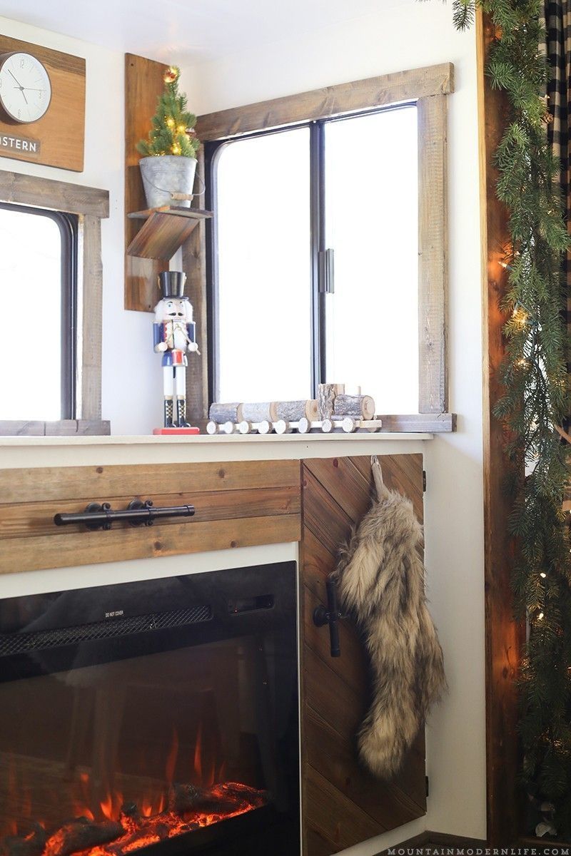 32 Clever RV Ideas Stay Warm In RV for Winter 910a ea5c9b0ad4967ddcbbe5de0