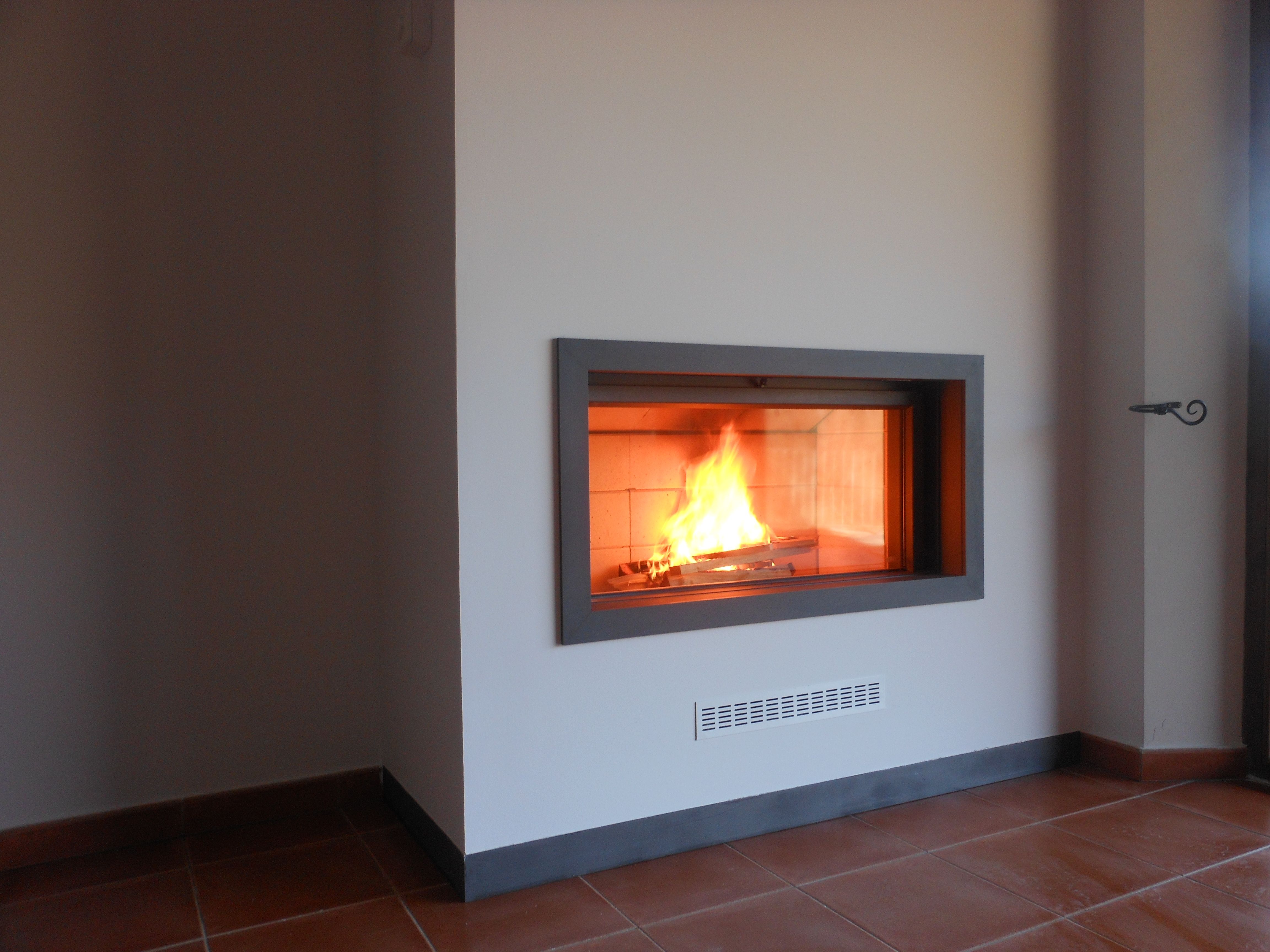 Slim Fireplace New Stuv 21 105 Moderni Unutarnji Kamini