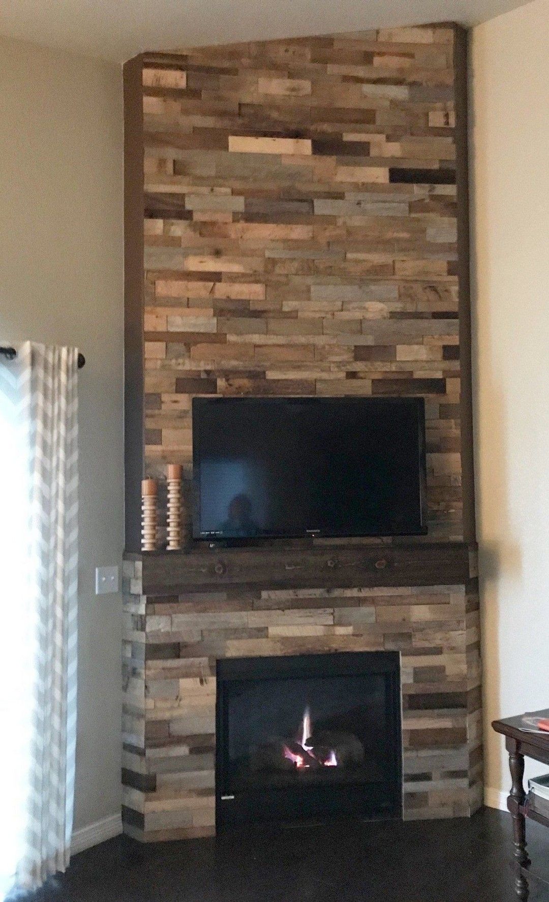 Small Wall Fireplace Best Of 22 How to Create A Wood Pallet Accent Wall