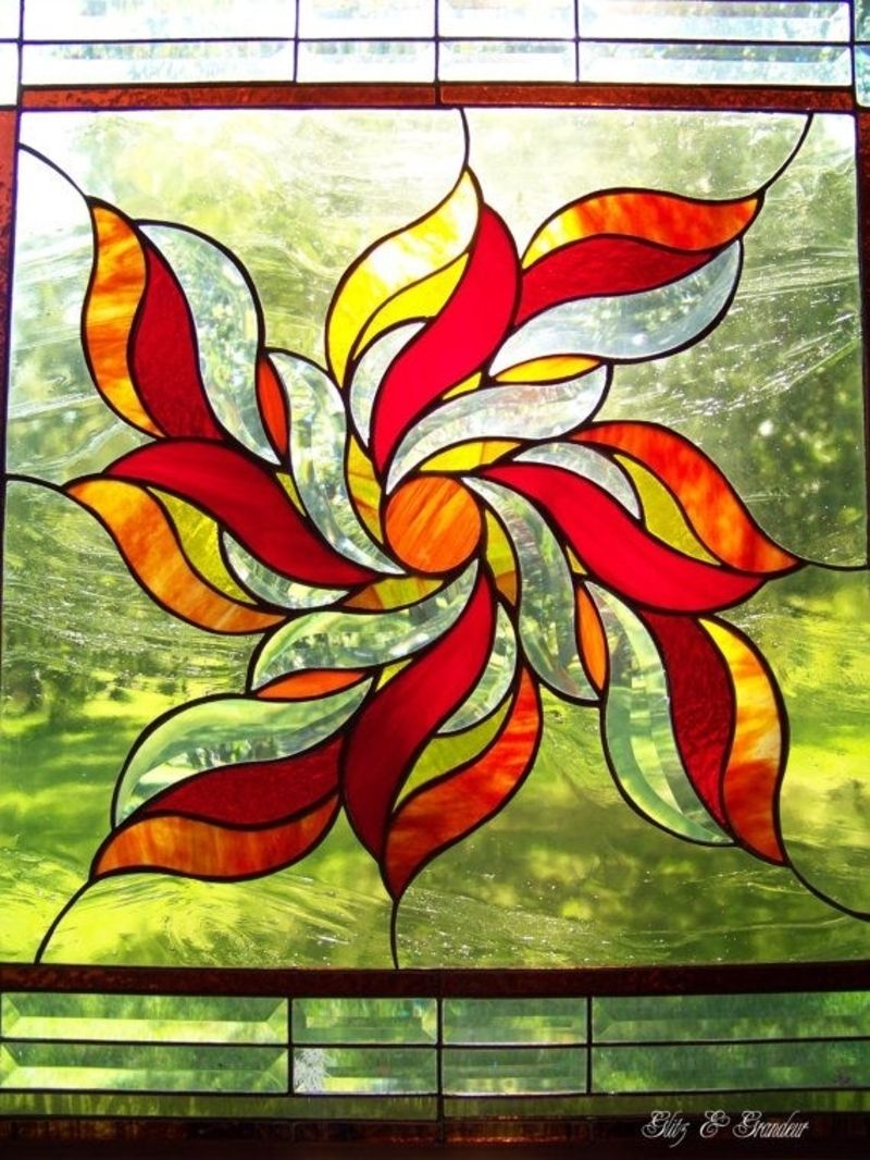 43 Examples of Gorgeous Stained Glass 0da8c84a71b5dbfa1728d7ca e1