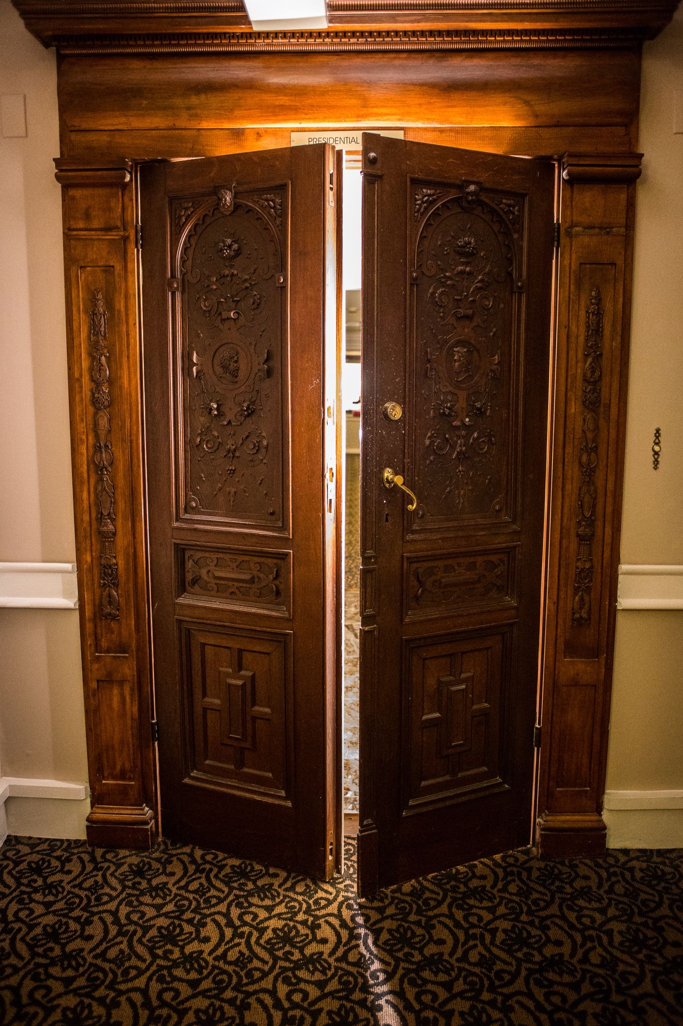 Summit Fireplace Elegant these Italian Doors Mark the Entrance to the Presidential