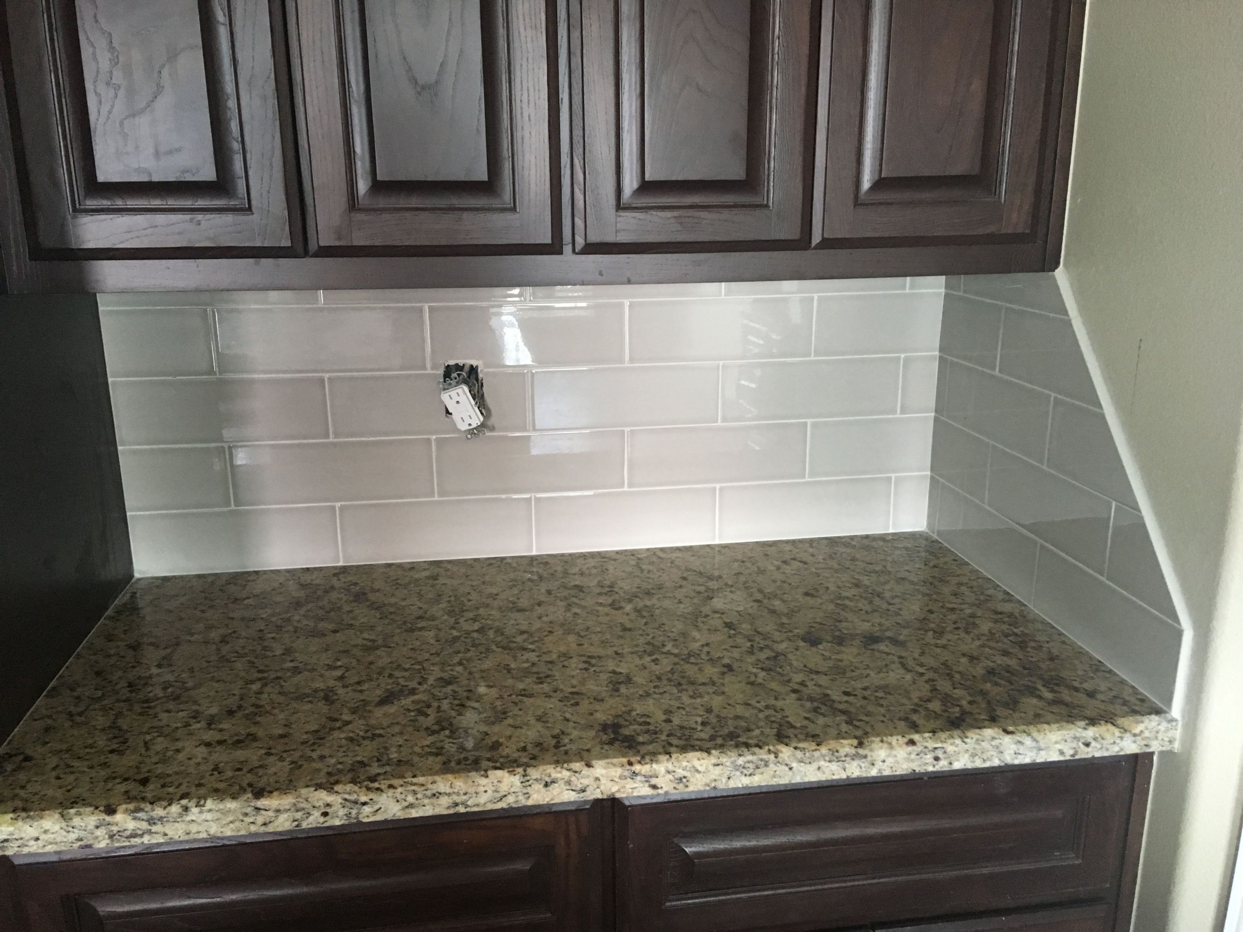 Backsplash Herringbone Subway Tile Awesome Angled Backsplash at the End Of the Wall Allen & Roth Large